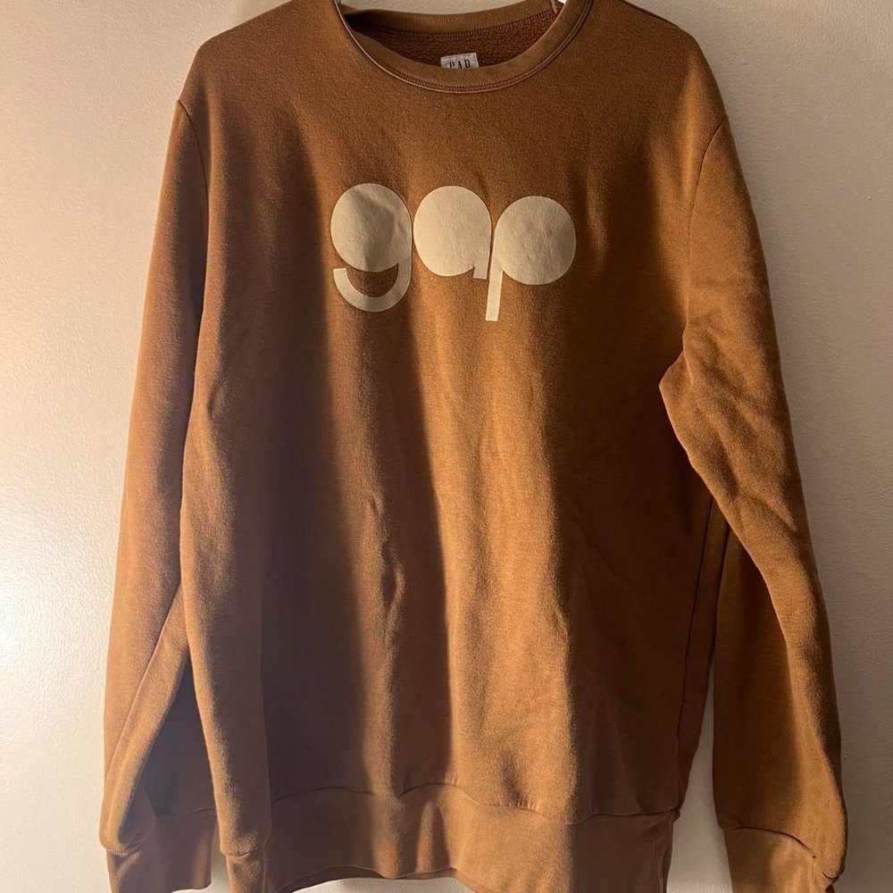 GAP Crewneck